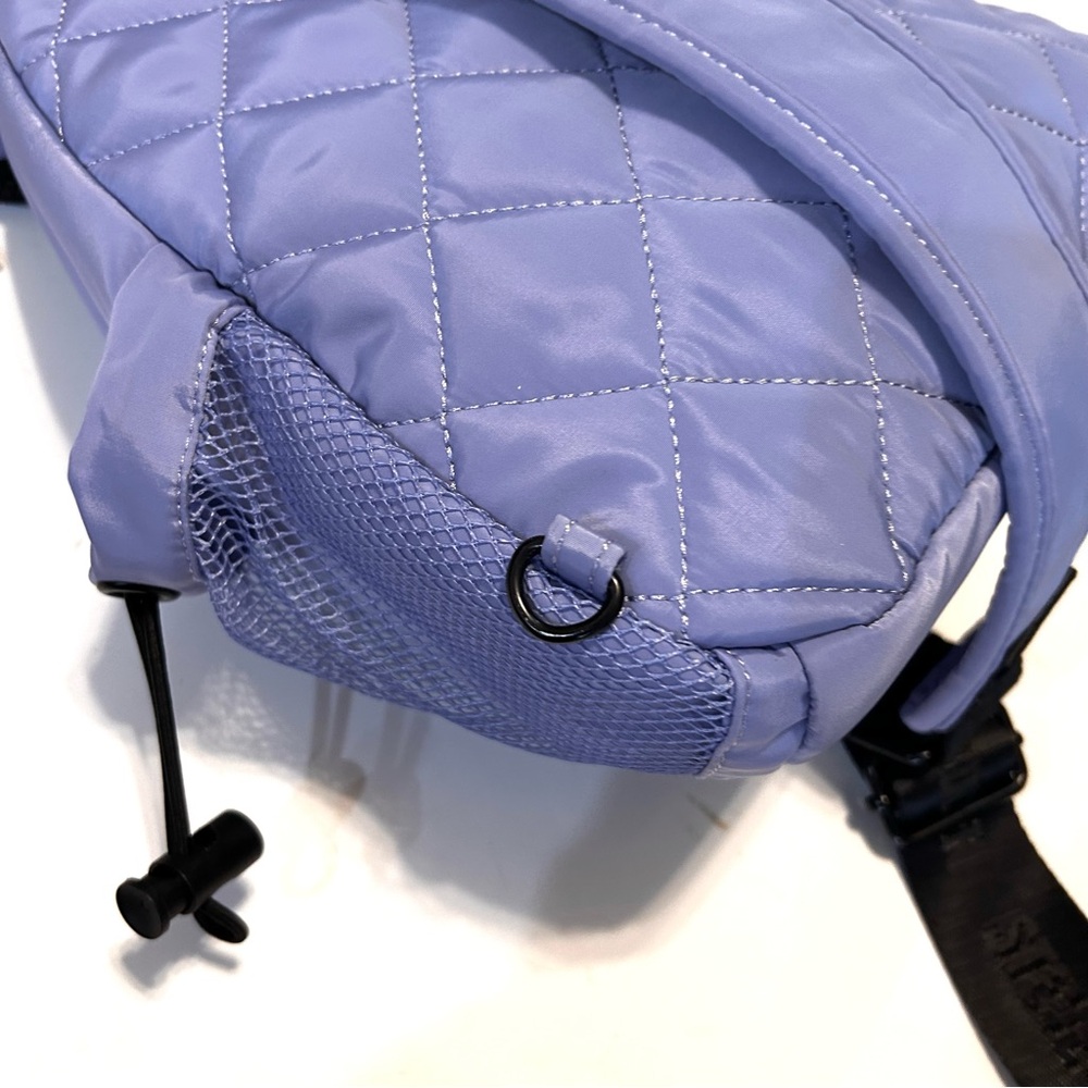 New Never Used Steve Madden Periwinkle Sling Bag for Men or Women. - Picture 7 of 12